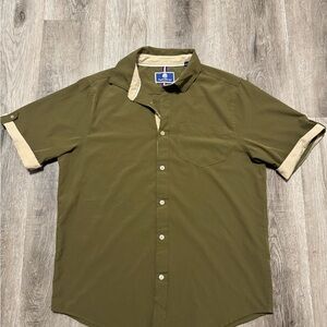 Men's Button-Up Short-Sleeve Shirt Olive Green Size Medium NEW
